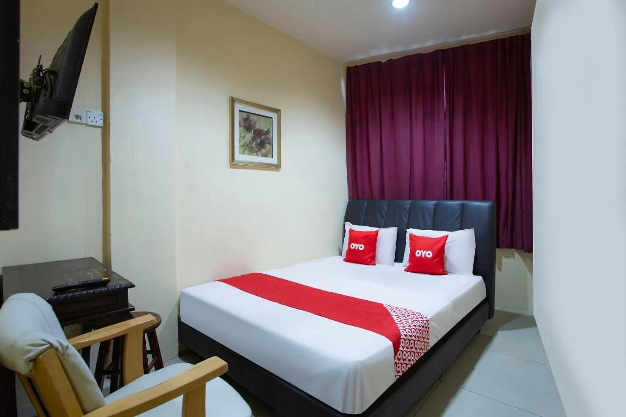 Oyo 90160 Kl City Lodge contacts